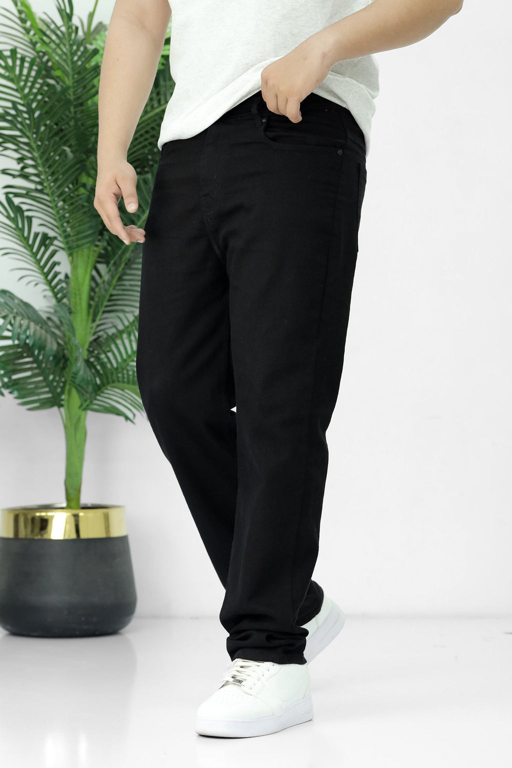 Relaxed Fit Denim Slim-Fit Jeans In Black