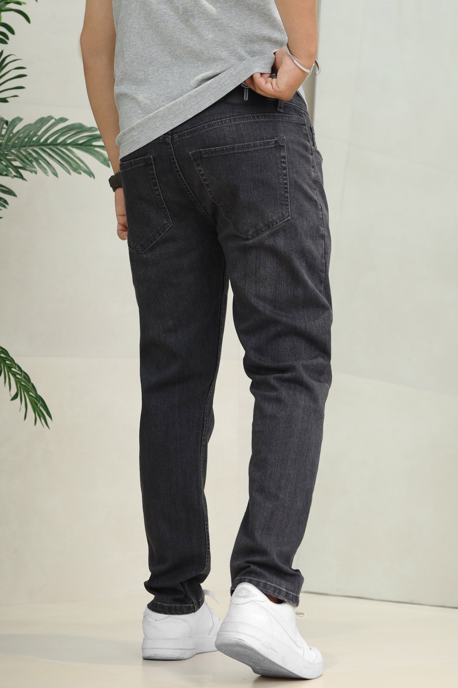 Smart-Fit Denim Jean In Charcoal