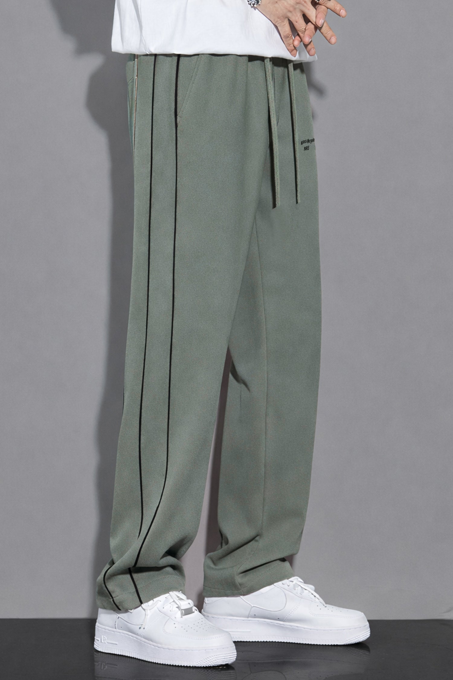 Piping Detailing Loose Bottom Trouser