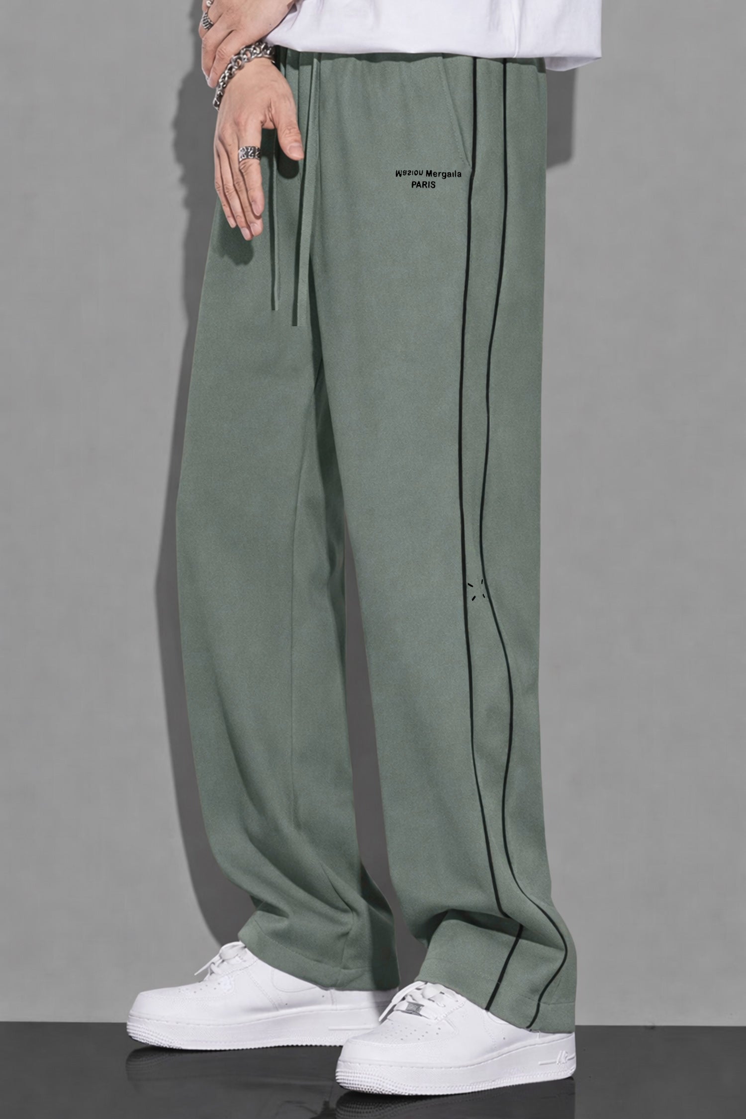 Piping Detailing Loose Bottom Trouser
