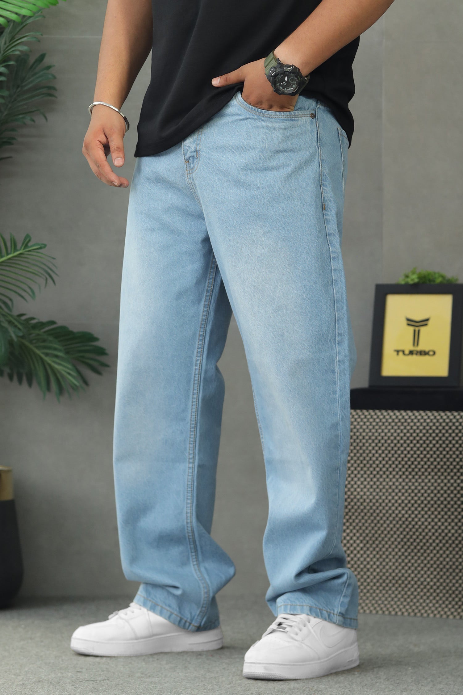 Classic Mid-Rise Style Denim Jean In Ice Blue