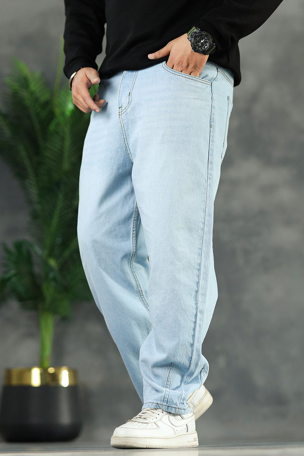 Bottom Plate Denim Baggy Jeans