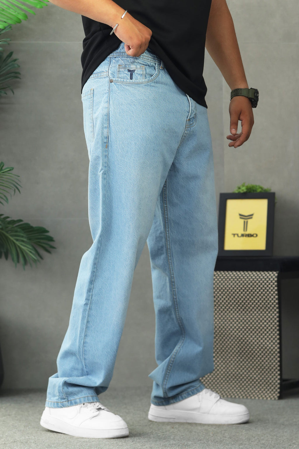 Classic Mid-Rise Style Denim Jean In Ice Blue