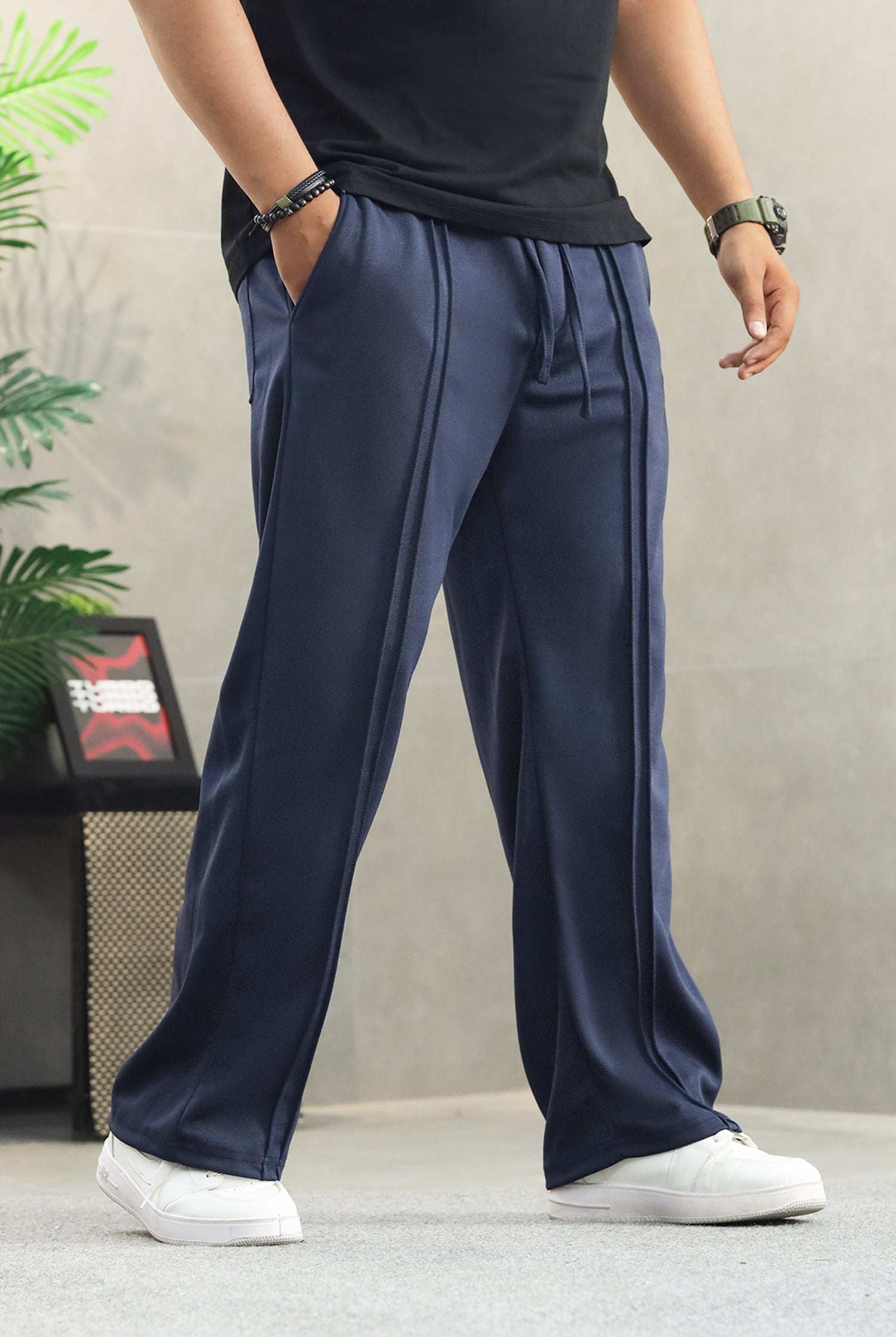 Previous Next  Skip to product information PreviousNext 30% off     Turbo Poplin Front-Double Line Trouser