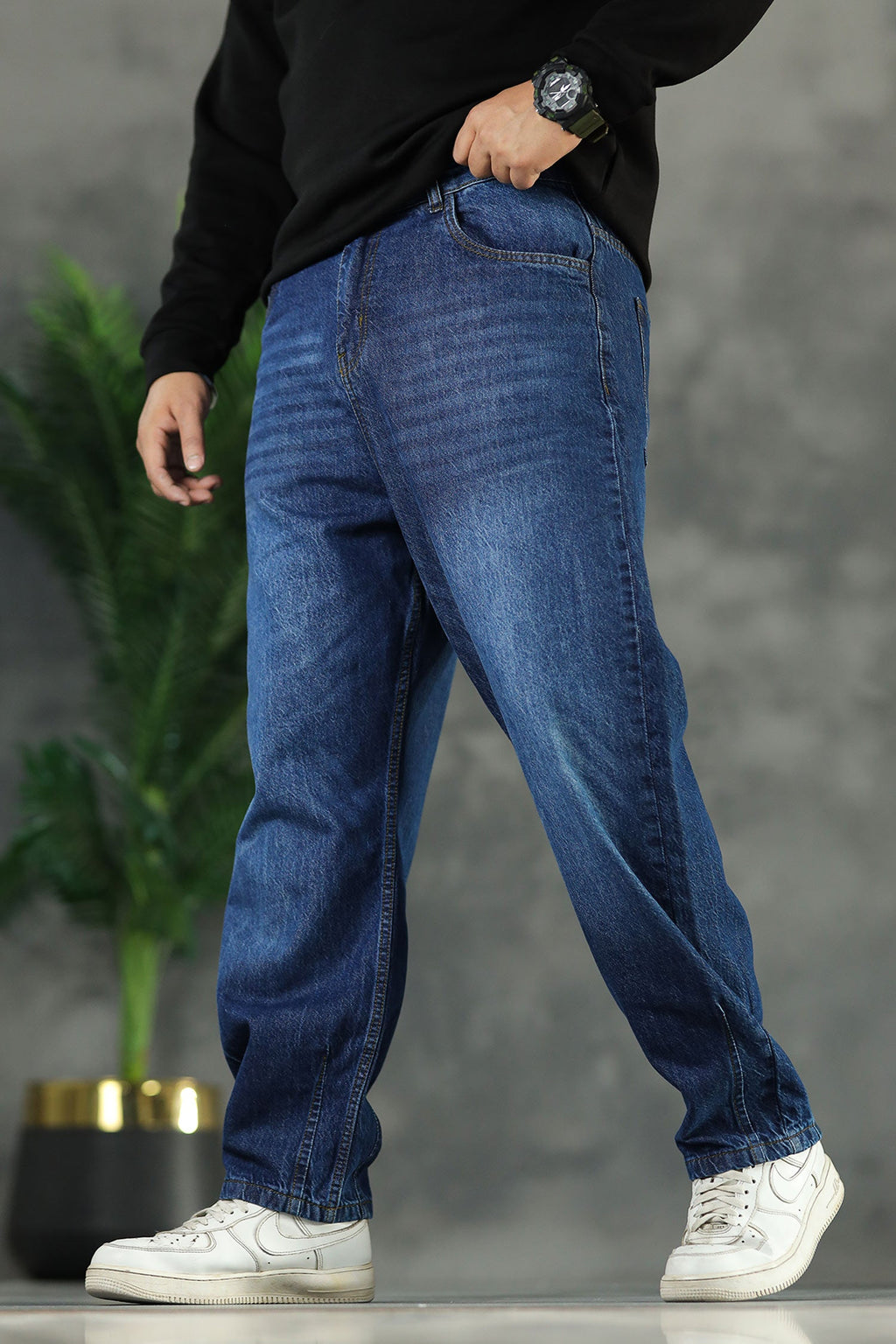 Bottom Plate Denim Baggy Jeans
