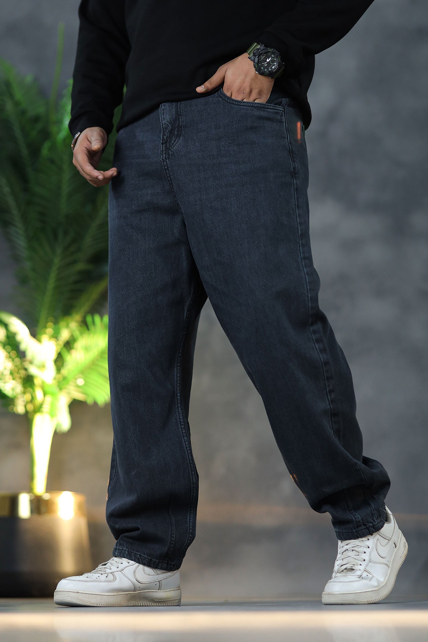 Bottom Plate Denim Baggy Jeans