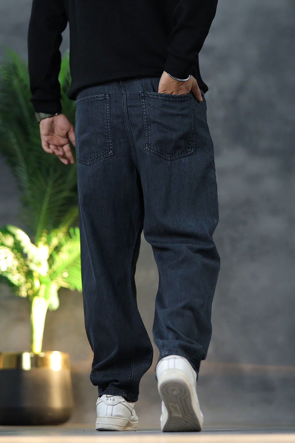Bottom Plate Denim Baggy Jeans